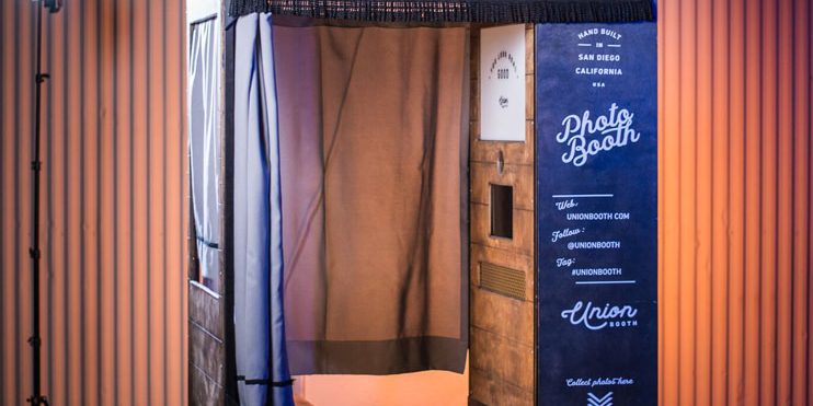 enclosed photo booth hire canberr enclosed photo booth hire canberr